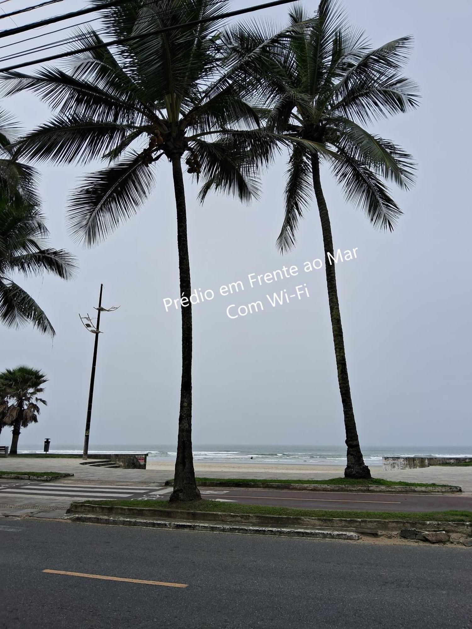 Prédio Em Frente Ao Mar Praia Grande (Santos) Exterior foto